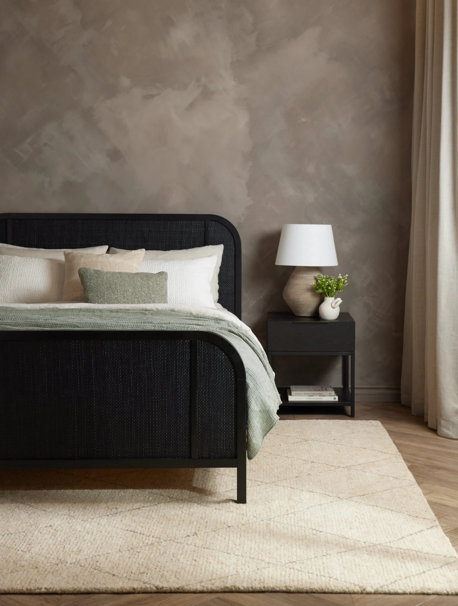 Manon Linen Bouclé Pillow 8 Manon Linen Bouclé Pillow - Image 8