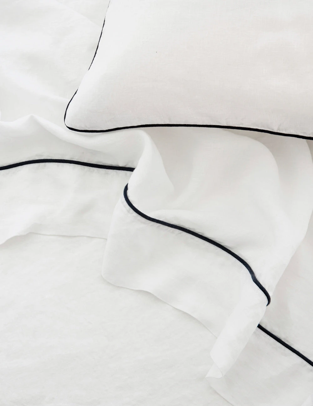 European Flax Piped Linen Flat Sheet By Cultiver 2 European Flax Piped Linen Flat Sheet By Cultiver - Image 2