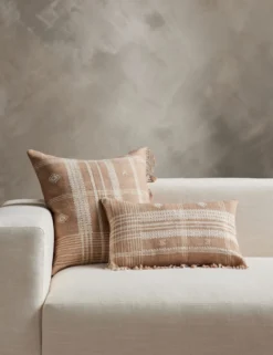 Kavia Pillow -KOKOLA Furniture Shop CourseSilkPillow 0829 SITECROP 2 9b05682c 1eed 4a63 859a d598053f57e3 scaled