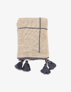 Meredith Throw -KOKOLA Furniture Shop FCK 1001 1 53d787db 3106 4c57 acf9 80e56460ebeb scaled