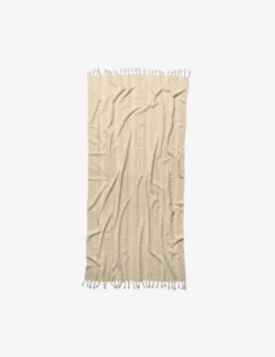 KOKOLA Furniture Shop -KOKOLA Furniture Shop MAETOWEL 2 PRODUCT scaled