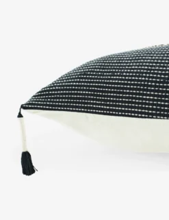 Tovi Pillow -KOKOLA Furniture Shop NGW37 2