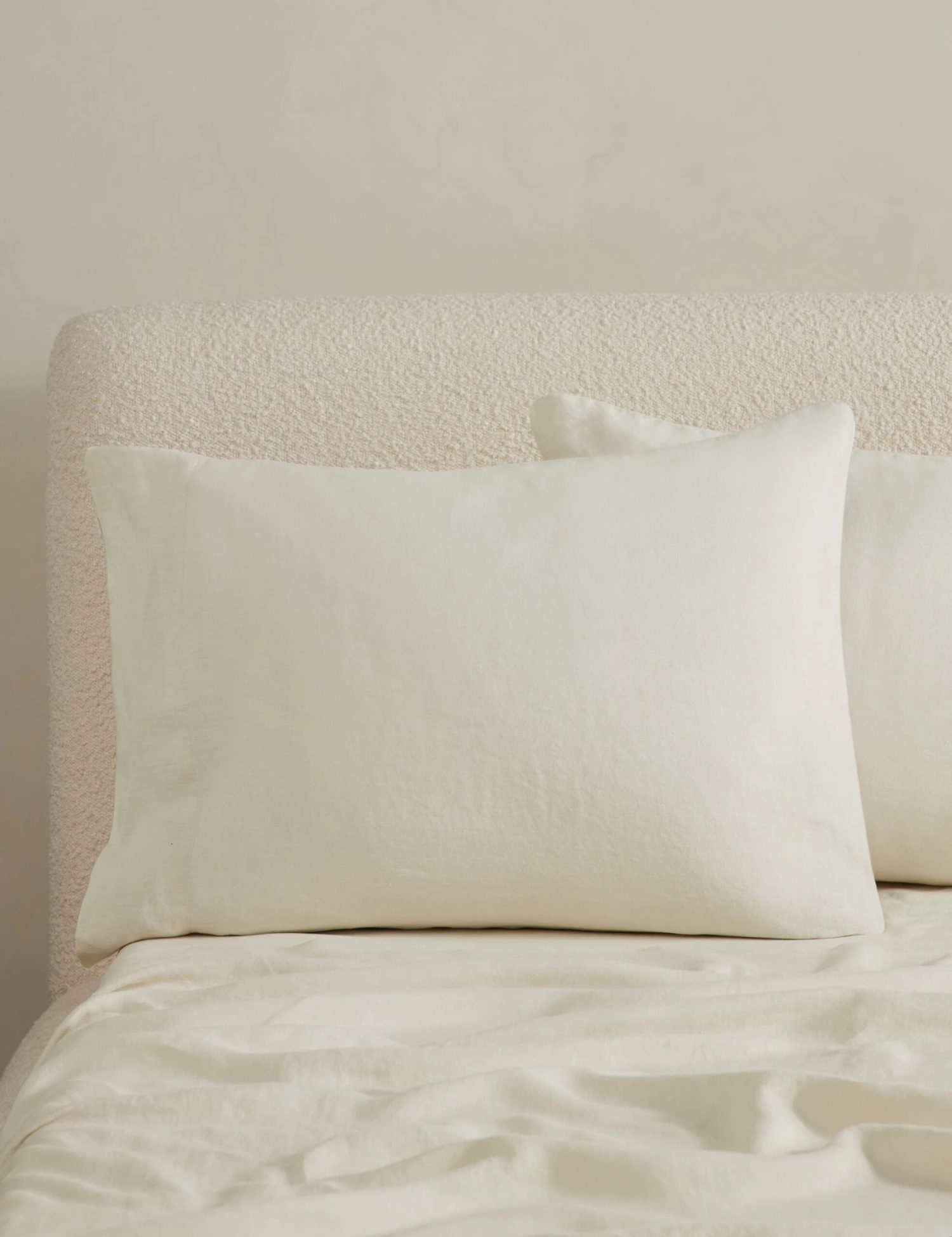 Essie Hemp Pillowcases (Set Of 2) By Sarah Sherman Samuel 1 Essie Hemp Pillowcases (Set Of 2) By Sarah Sherman Samuel