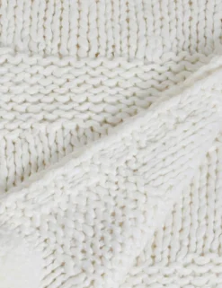 Oulu Throw By Pom Pom At Home 16 Oulu Throw By Pom Pom At Home -KOKOLA Furniture Shop OuluWinterWhiteThrow swatch