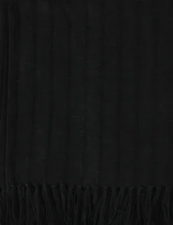 Leire Throw -KOKOLA Furniture Shop V240132 swatch scaled