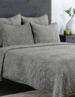 Giulia Quilt -KOKOLA Furniture Shop V250139 4 10e7698c 1710 4aaf bbad 037e90162993 scaled