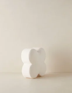 Velvet Clover Pillow By Sarah Sherman Samuel 17 Velvet Clover Pillow By Sarah Sherman Samuel -KOKOLA Furniture Shop VelvetCloverPillow IvorybySarahShermanSamuel Ivory A0656531 3806 Product scaled