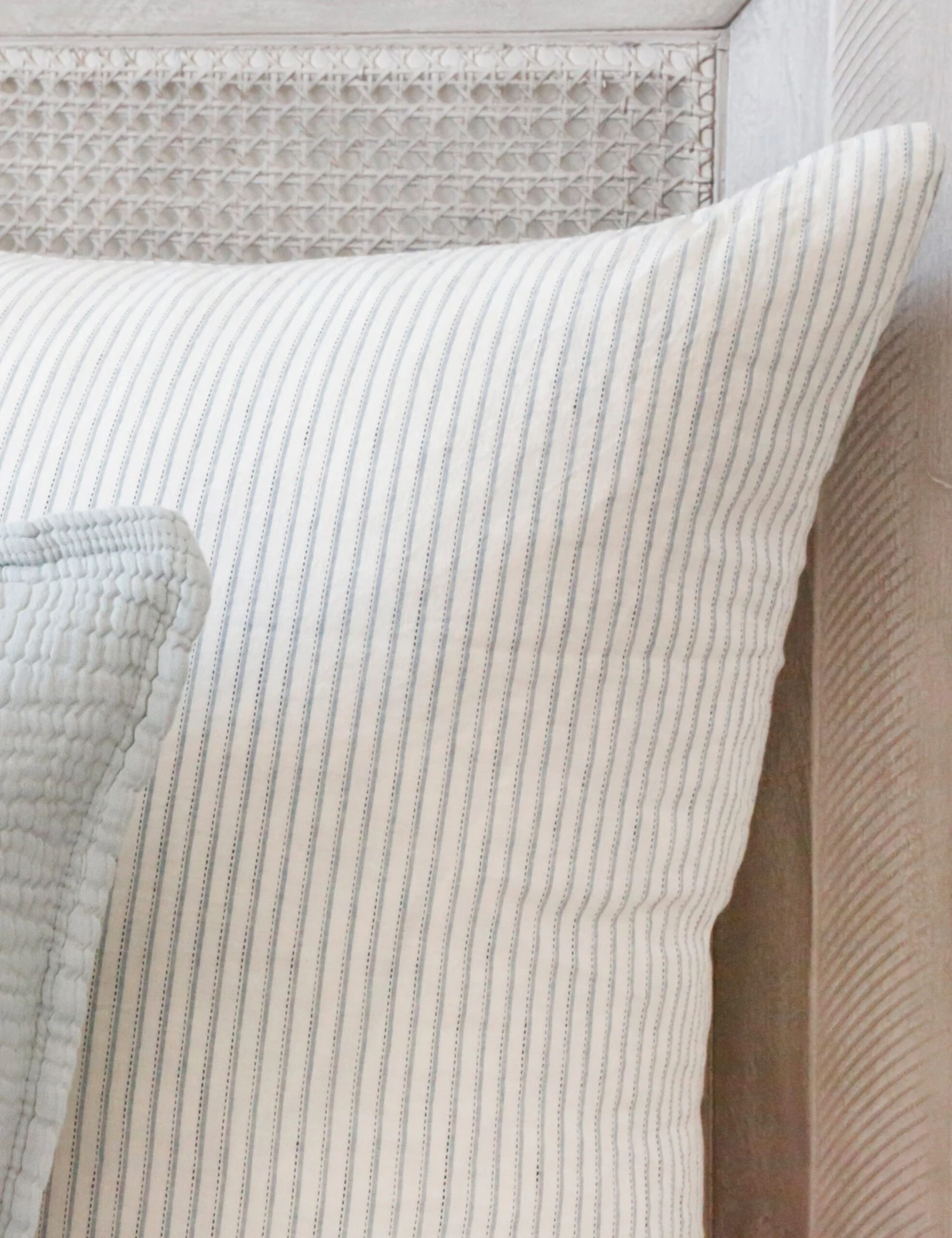 Connor Linen Cotton Duvet By Pom Pom At Home 8 Connor Linen Cotton Duvet By Pom Pom At Home - Image 8