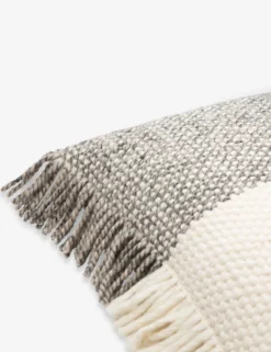 Lundy Pillow -KOKOLA Furniture Shop fii001 detail corner scaled