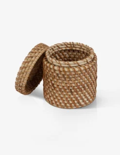 Lurleen Amenities Set -KOKOLA Furniture Shop haas na 3 scaled