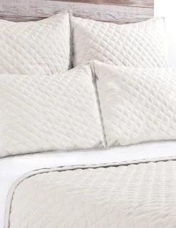 Hampton Quilted Coverlet By Pom Pom At Home -KOKOLA Furniture Shop pom pom at home hampton coverlet cream 1 scaled