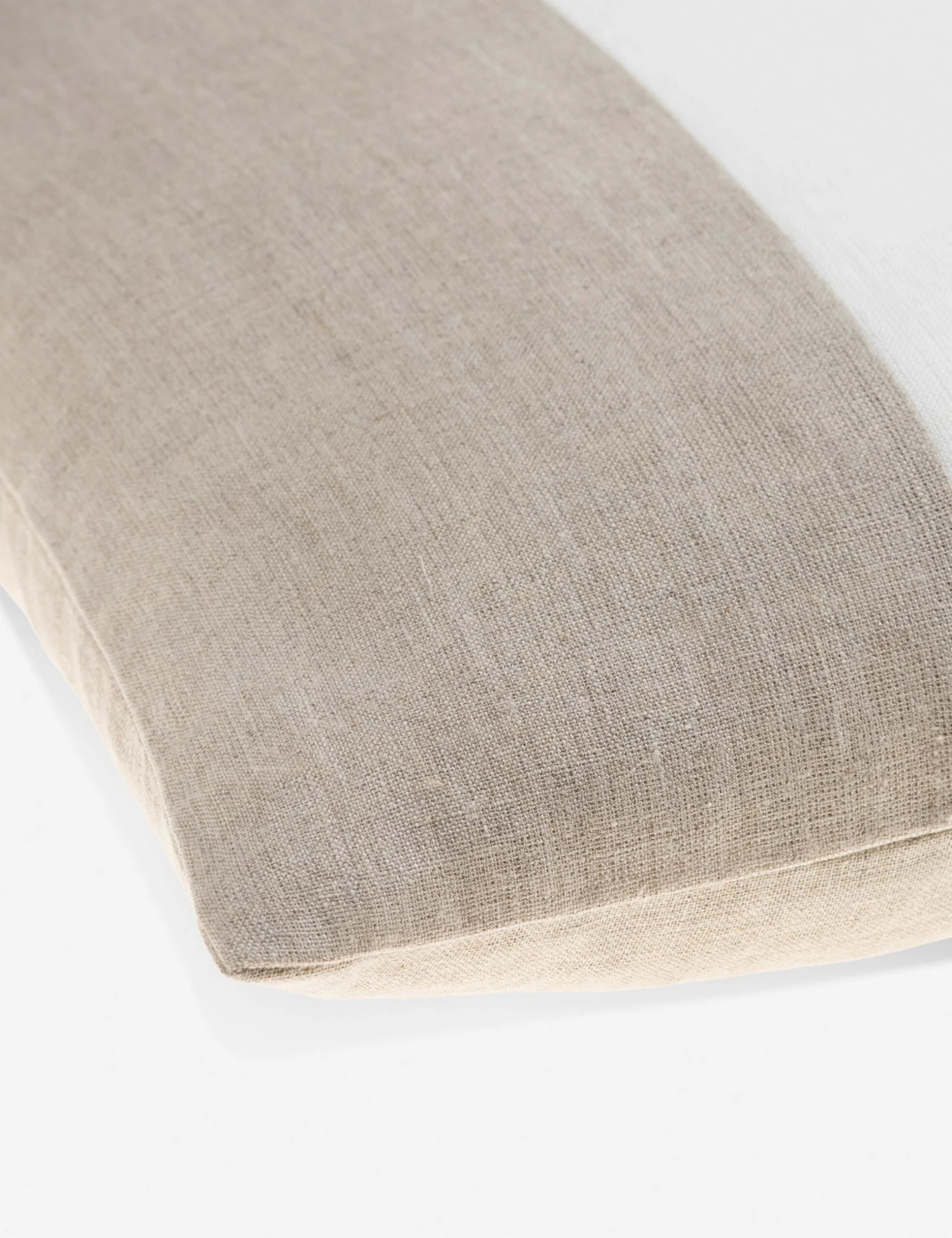 Hiromi Linen Pillow 3 Hiromi Linen Pillow - Image 3